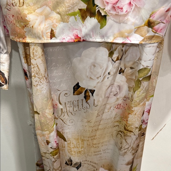 Floral Cream Midi 2 sleeveless dress with coordinating blouse - Picture 5 of 14